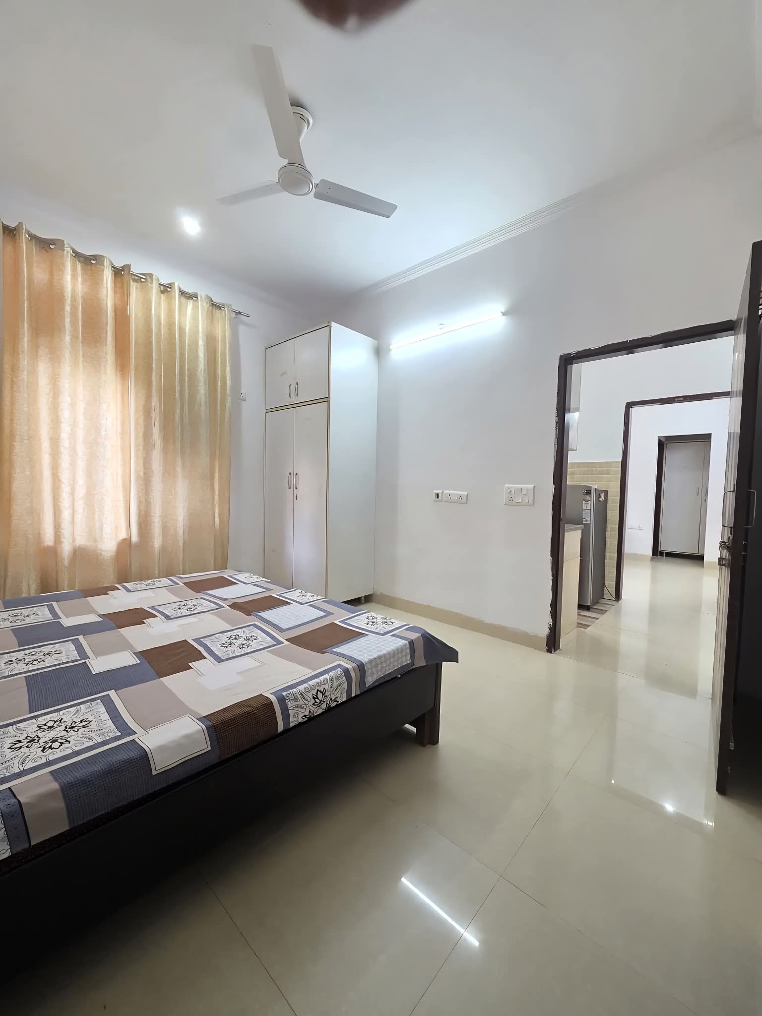 1 bhk fully furnished in sector 51 o